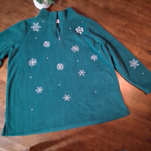 Quacker Factory Green Cowl Neck Sweater with Snowflake Embroidery - Picture 1 of 15